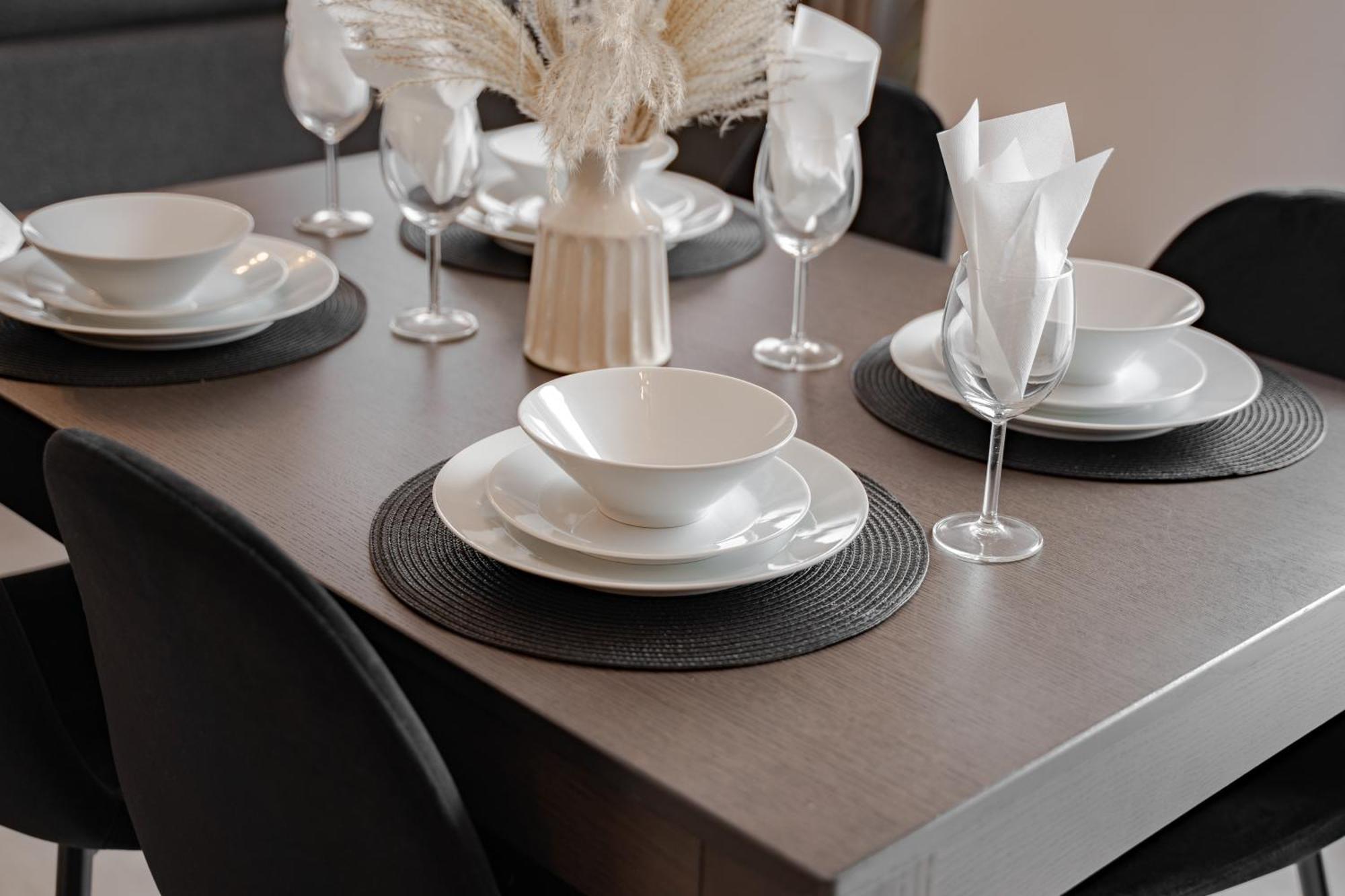 Stylish & Recently Refurbished Chester Apartment - Up To 6 エクステリア 写真