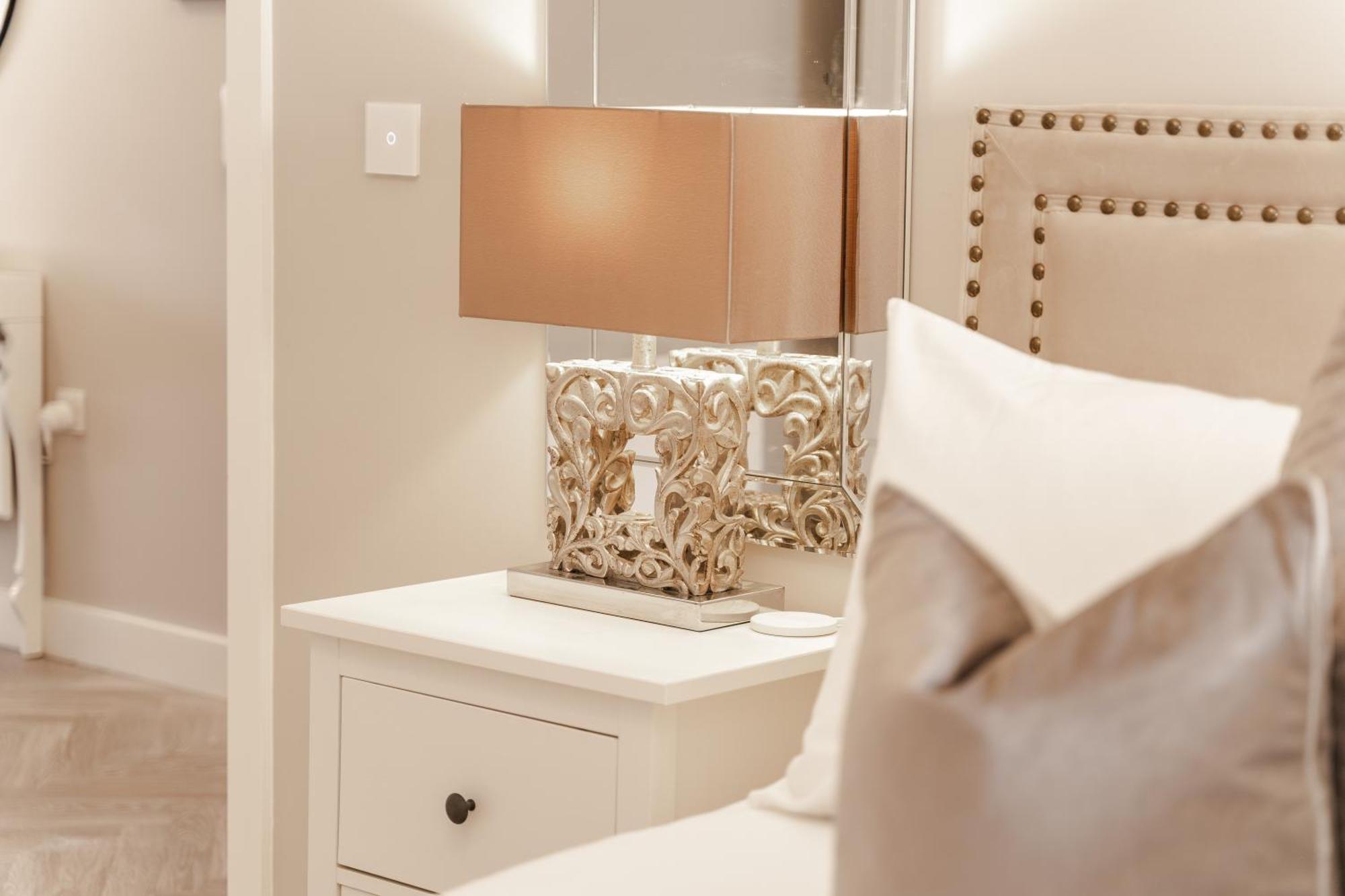 Stylish & Recently Refurbished Chester Apartment - Up To 6 エクステリア 写真